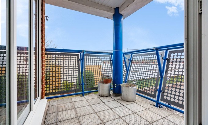 Chelmsford Apartment | Inviting Town Centre Apartment with Balcony & Free Parking