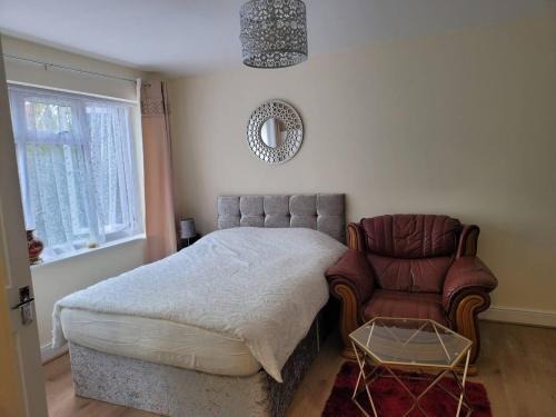 Reading House | Cozy Studio in Town Centre - Child Friendly & Rated 9/10