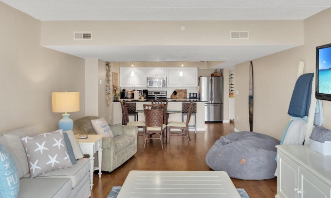 Dewey Beach Apartment | Pet-Friendly Retreat in Dewey Beach – Top-Rated Comfort