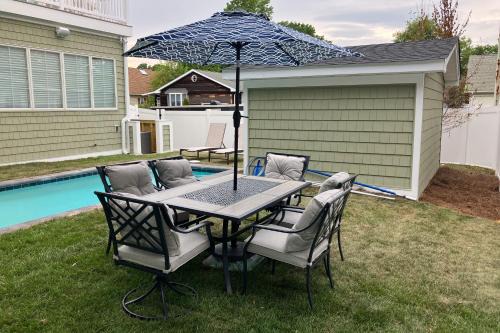 Country Club Estates House | Pet-Friendly Retreat in Rehoboth Beach: 4-Star Excellence