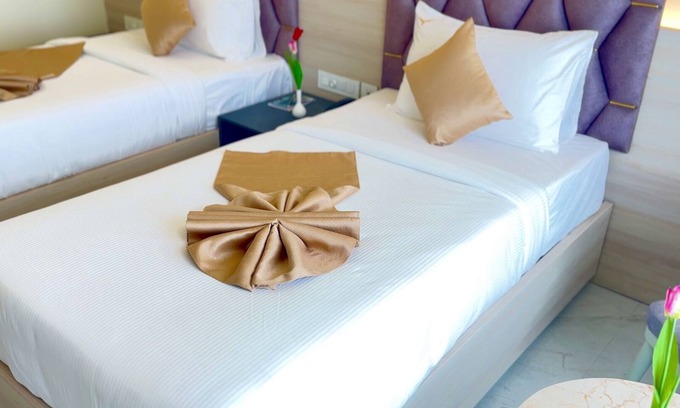 Shamshabad Hotel | TOWN SQUARE SUITES