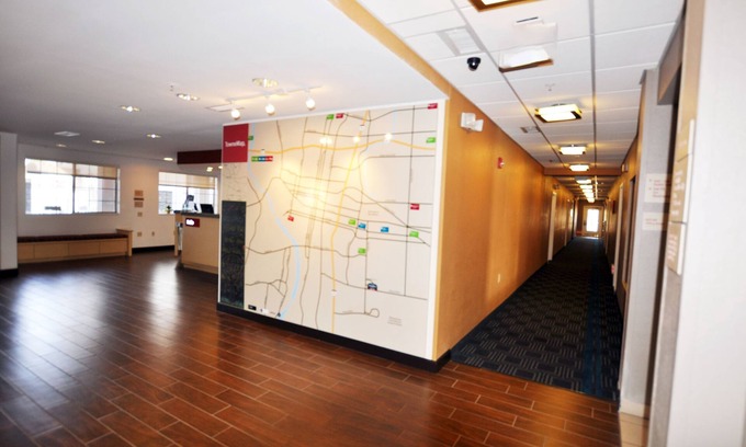 Victory Hills Hotel | Comfortable Stay at Towneplace Suites ABQ Airport