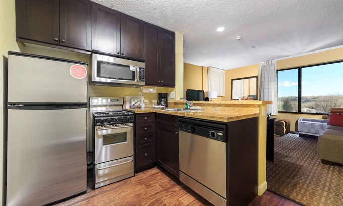 Farmington Hotel | Comfort Meets Convenience at TownePlace Suites Farmington