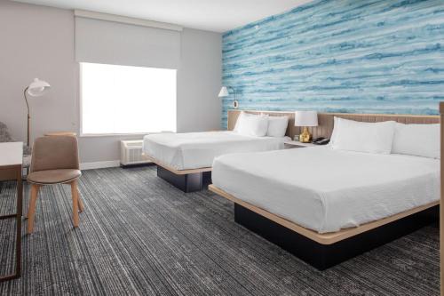 Wilmington Hotel | Pet-Friendly TownePlace Suites with Pool & Ocean View