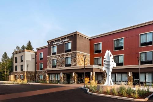 Whitefish Hotel | Charming TownePlace Suites by Marriott Whitefish - Pet Friendly
