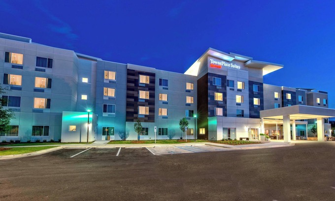 Auburn Hotel | Explore the TownePlace Suites by Marriott Auburn Area