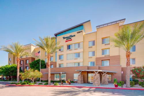 Palm Valley Hotel | Relaxing Getaway at TownePlace Suites by Marriott Goodyear