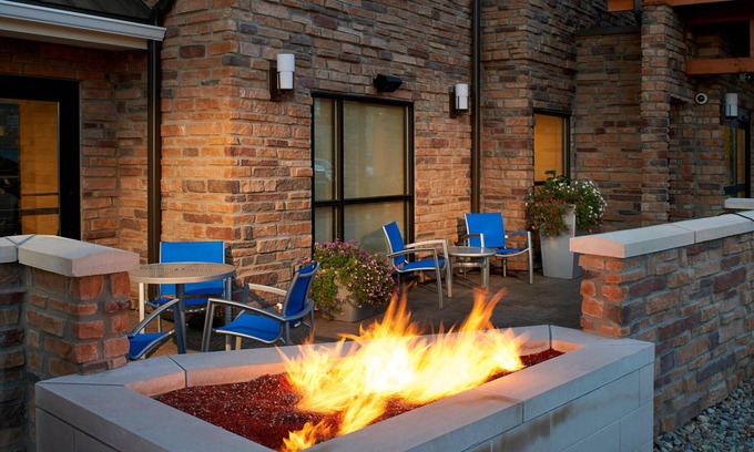 Saginaw Hotel | Discover Towneplace Suites by Marriott Saginaw - Guest Rated 8.8