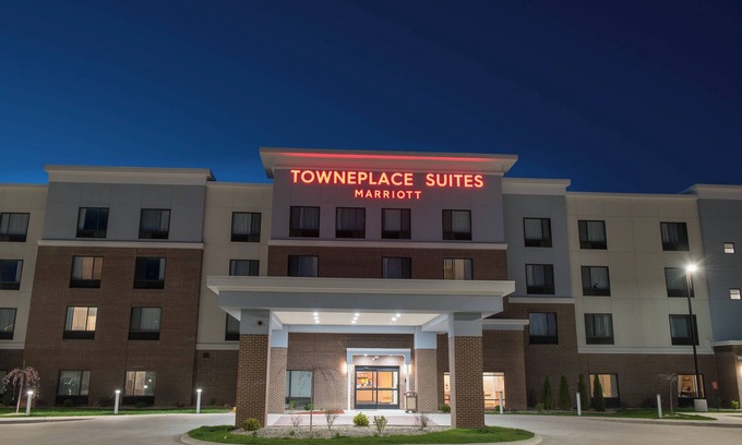 Battle Creek Hotel | Inviting TownePlace Suites by Marriott Battle Creek Getaway