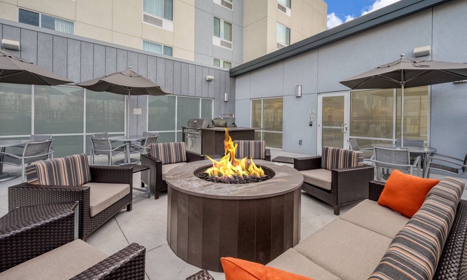 West Newton Hotel | Eco-Friendly TownePlace Suites Near Indianapolis Airport