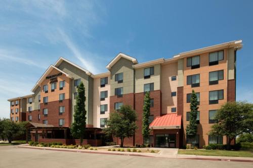 Central Oklahoma City Hotel | Comfortable TownePlace Suites near Oklahoma City Airport
