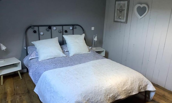 Mur-de-Barrez House | Discover the Pet-Friendly Townhouse in Mur de Barrez