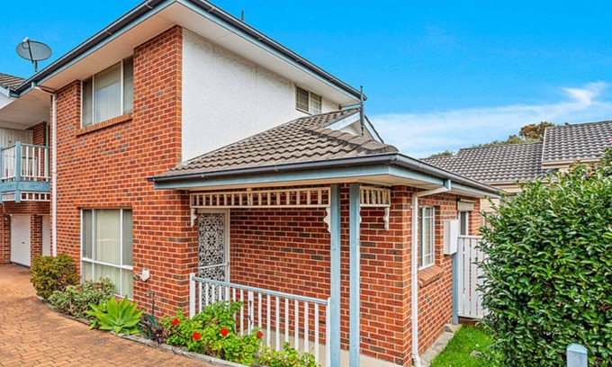Shellharbour House | Cozy Townhouse in Shellharbour Village with Ocean View