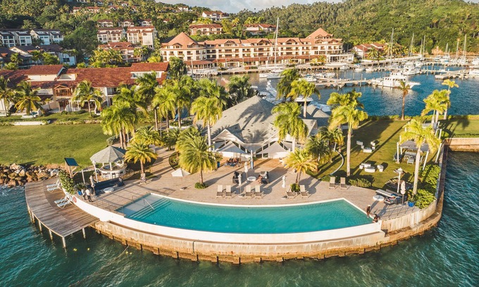 Samana Villa | Ocean View Retreat with Private Jacuzzi at Puerto Bahia P5