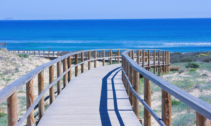 Gran Alacant House | Oceanfront Townhouse with Pool and Spa in Gran Vista