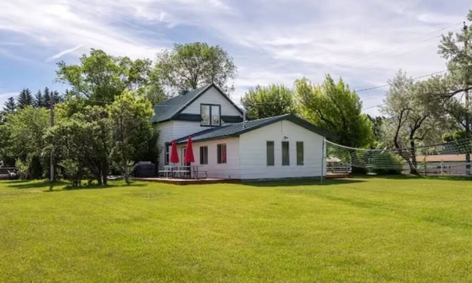Lava Hot Springs House | Discover Family-Friendly Hospitality at Townside@LavaHotSprings