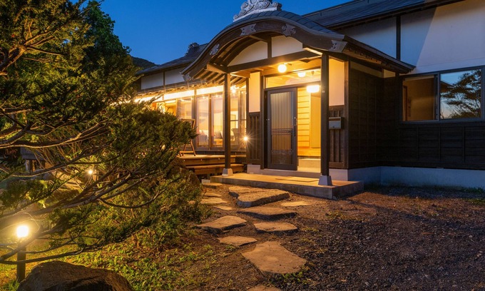 Toyako House | Experience Toya Cliff House: Rated 10/10 with Breakfast Included