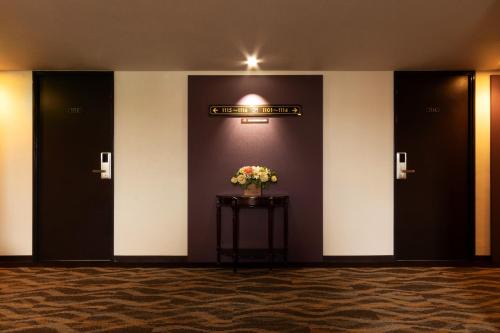 Hakataekihigashi Hotel | Budget-Friendly Stay at Toyo Hotel with Family Amenities