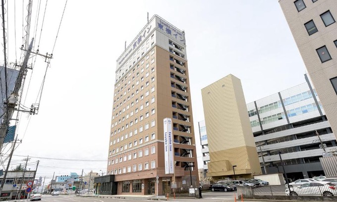 Yabuzuka Onsen Hotel | Discover Toyoko Inn Gumma Ota Eki with Free Breakfast