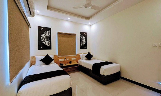 Tiruchirappalli Hotel | Budget-Friendly Stay at TPC Camphor with Breakfast Included
