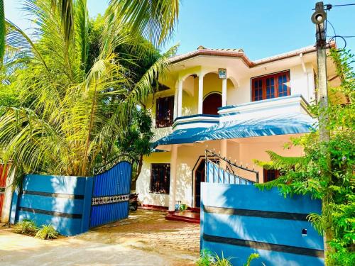 Trincomalee House | Family-Friendly Retreat at TPK Trinco Holiday Inn