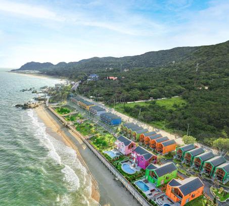 Ba Ria Resort | Relax at Trân Châu Beach & Resort with Oceanfront Views