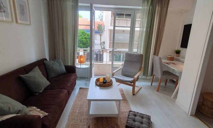 Juan-les-Pins Apartment | Ideal Studio Near Beaches in Juan-les-Pins – Perfect for Families