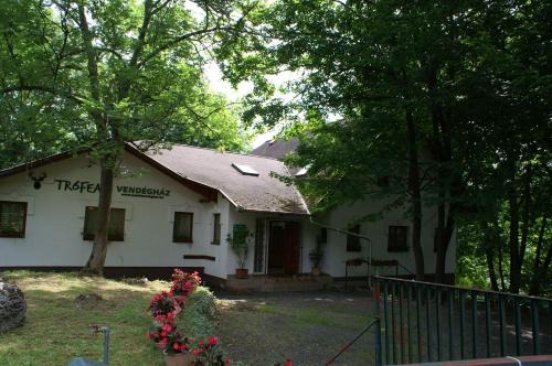 Bukkszentkereszt House | Family-Friendly Comfort at Trófea Vendégház