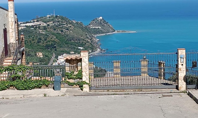 Capo d'Orlando Apartment | Discover Tra cielo e mare: Pet and Child-Friendly Haven