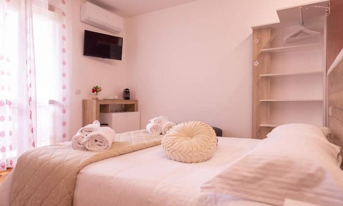 Rivotorto House | Experience Tra la Terra e le Stelle: Pet-Friendly Retreat