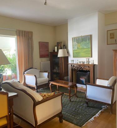 Neo Psychiko Apartment | Inviting Apartment in Neo Psychiko with Child-Friendly Amenities