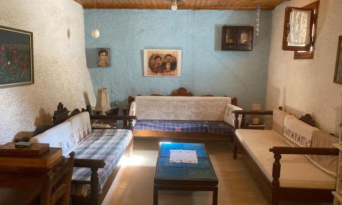 Armenoi House | Discover the Traditional Cottage House - Pet & Child Friendly