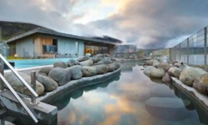 Laugarvatn Villa | Cozy Cottage Retreat with Jacuzzi and Scenic Lake Access