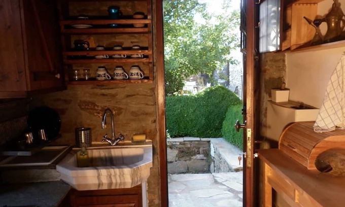 Polygyros Cottage | Traditional Greek Cottage