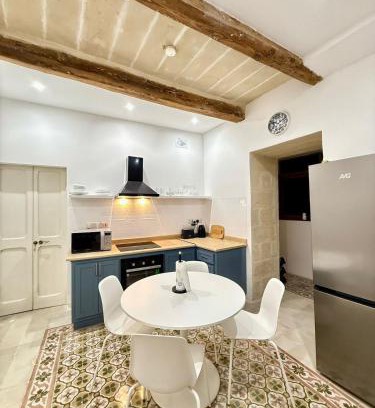 Cospicua House | Traditional House in Cospicua - Tal-Kajjik Guesthouse near Valletta Ferry Service