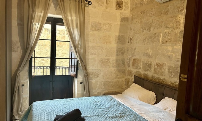 Birkirkara House | Charming Traditional House with Terrace in Central Location