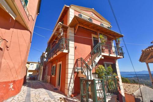 Chlomos Apartment | Inviting Traditional House with Breathtaking Views