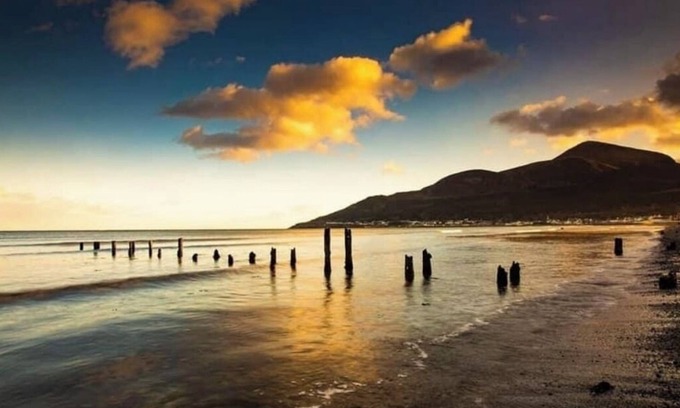 Castlewellan Cottage | Idyllic Irish Cottage with Hot Tub, Near Mountains and Beach