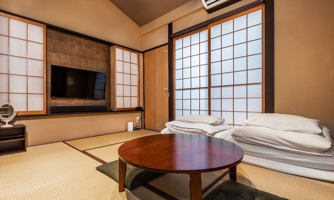 Uzumasa House | Authentic Japanese House with Kitchen & Breakfast in Kyoto