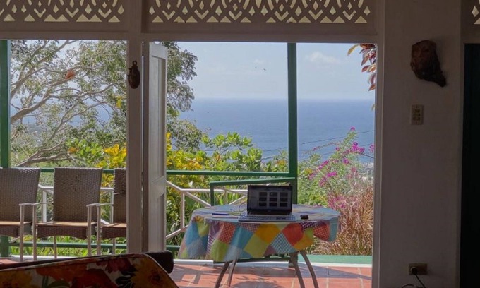 Scarborough Villa | Experience Plantation Style Living in a Unique Retreat
