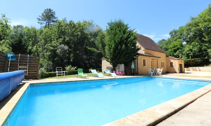 Beynac-et-Cazenac House | Charming Stone Cottage with Private Heated Pool in Beynac