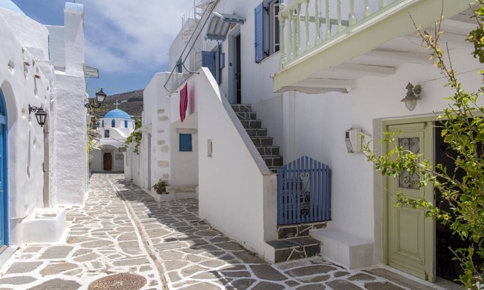 Parikia House | Enchanting Stone House in the Heart of Old Town