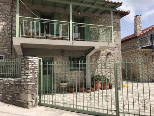 Kavallos House | Inviting Stonehouse Retreat in Kavalos - Pet Friendly Stay