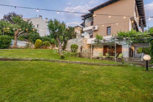 Panorama Apartment | Charming Villa Apartment with Garden Near Thessaloniki Airport