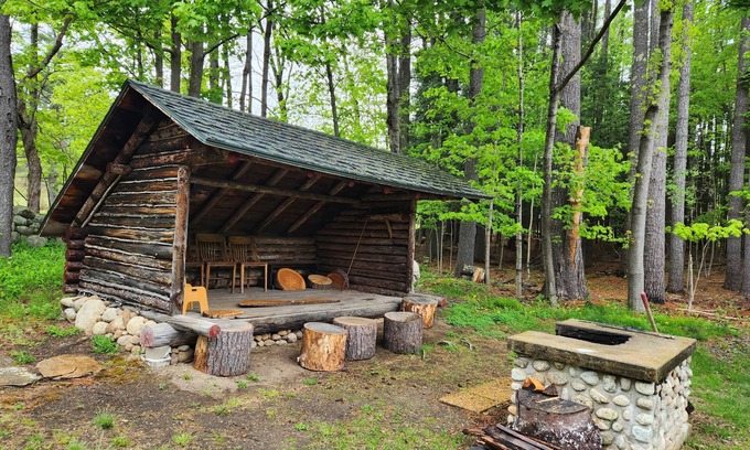 Keene Valley Bed & Breakfast | Discover Trail's End Inn: Rated 9.4 with Spa & Breakfast