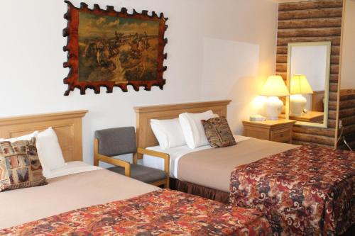 Lewistown Hotel | Budget-Friendly Trail's End Motel in Downtown Lewistown