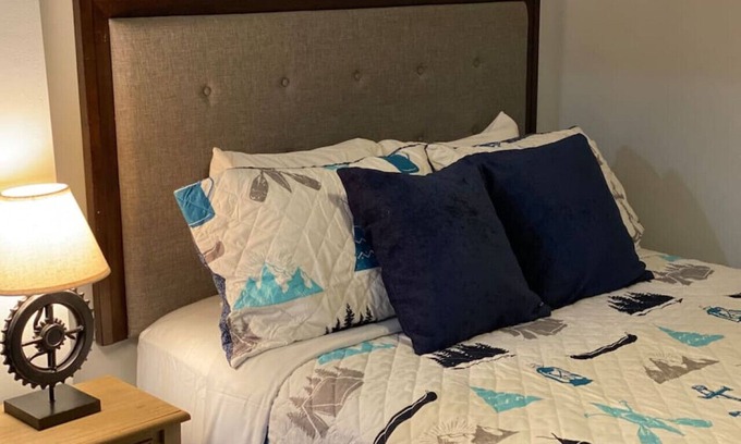 Ohiopyle Hotel | Convenient Trailside Hotel Near Fallingwater with Breakfast