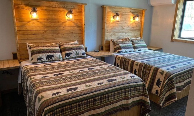 Ohiopyle Hotel | Convenient Trailside Hotel Near Fallingwater with Great Amenities