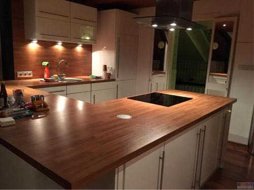 Seevetal Apartment | Explore Train Fans Guesthouse: A Family-Friendly Retreat