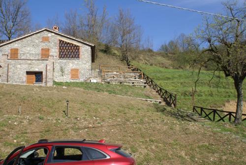 Mologno Villa | Discover Tramonto Casa Barga Toscana: Pet & Child Friendly Stay